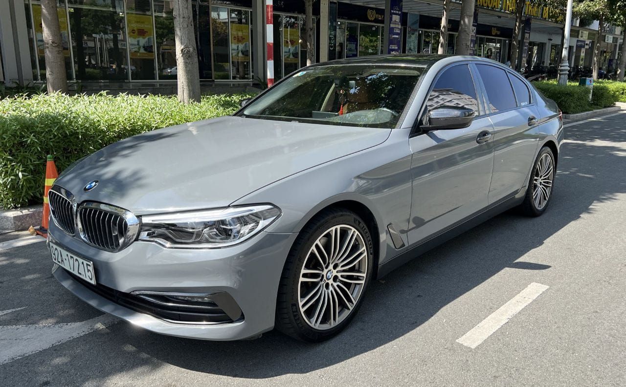 CHÍNH CHỦ BÁN NHANH BMW 530i 2019