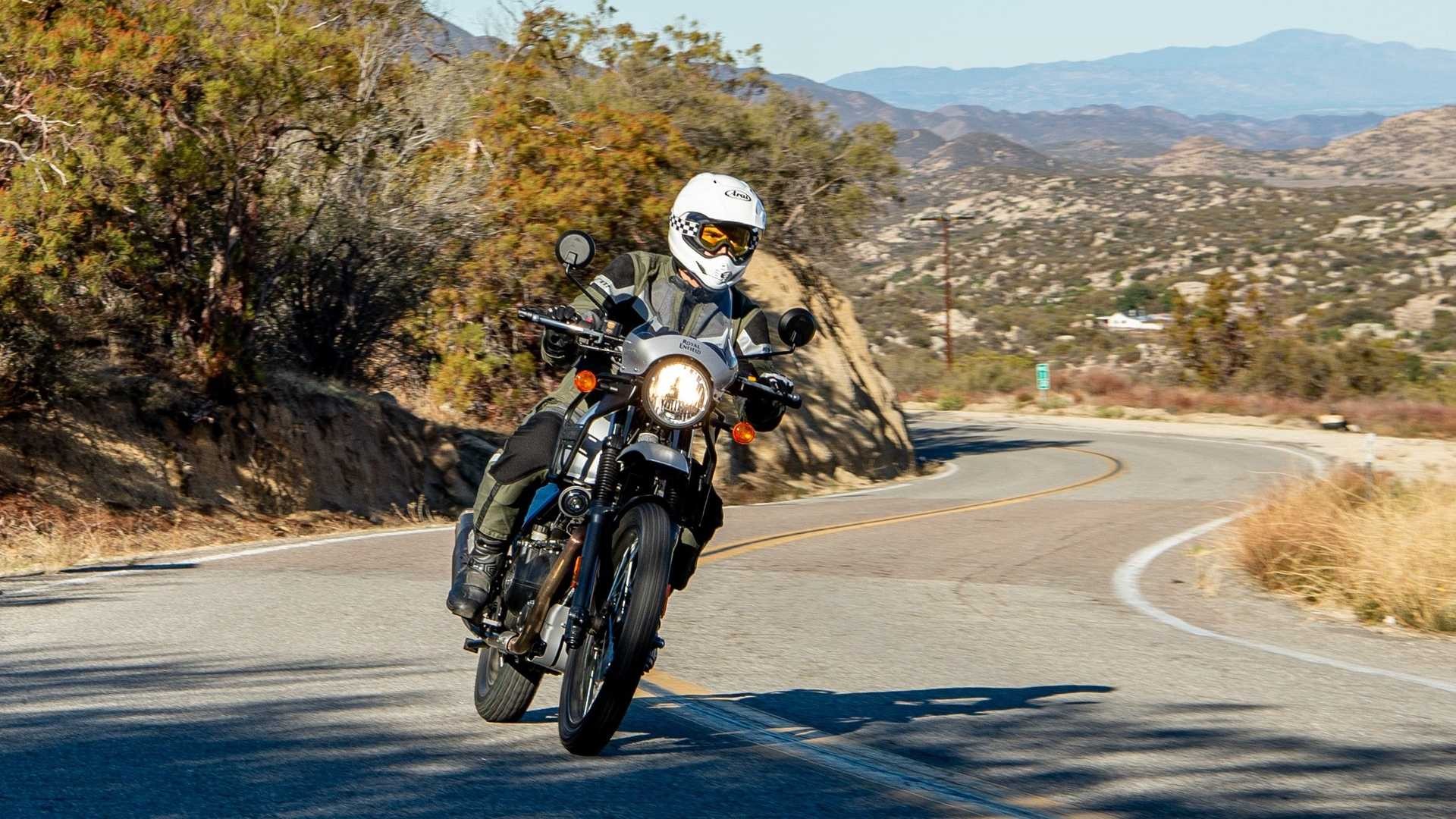 Giá xe Royal Enfield Himalayan 2022