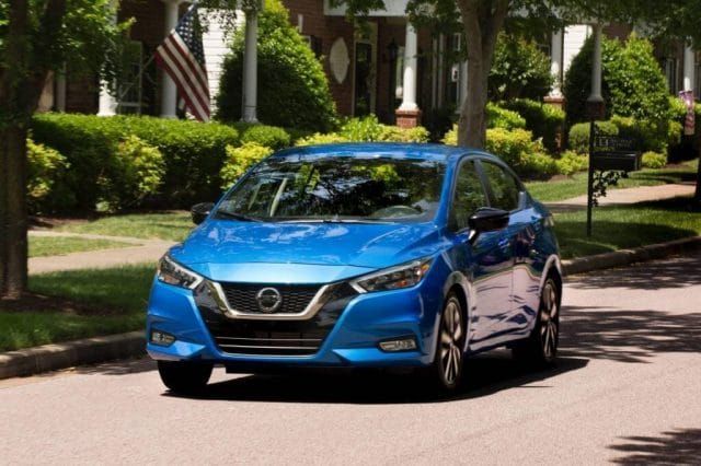 Ngoại thất Nissan Sunny 2020