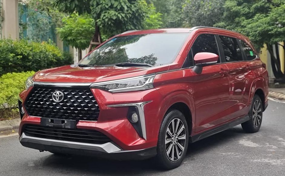 Toyota Veloz sản xuất 2022 bản CVT