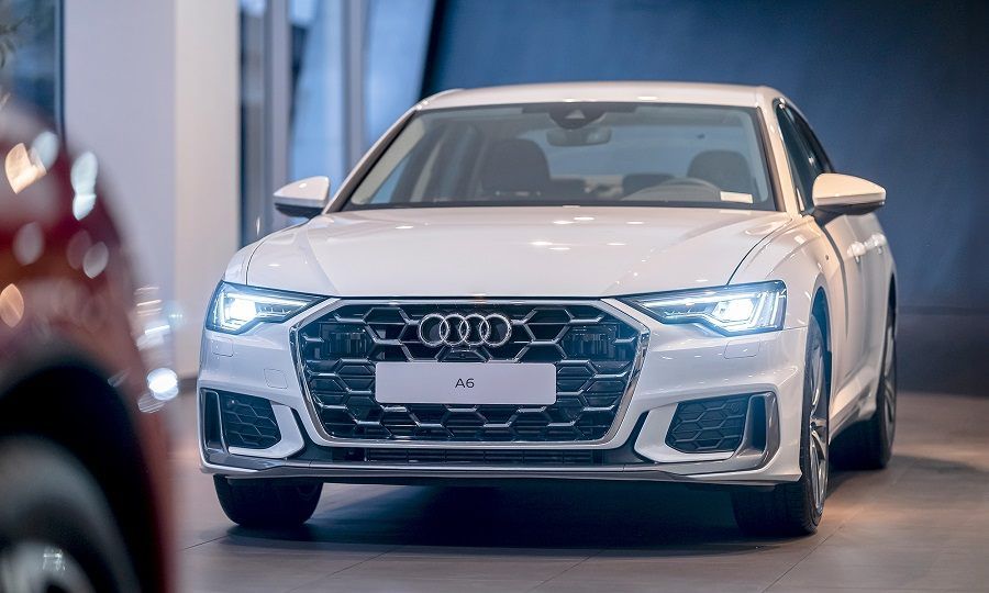 đầu xe Audi A6 2025