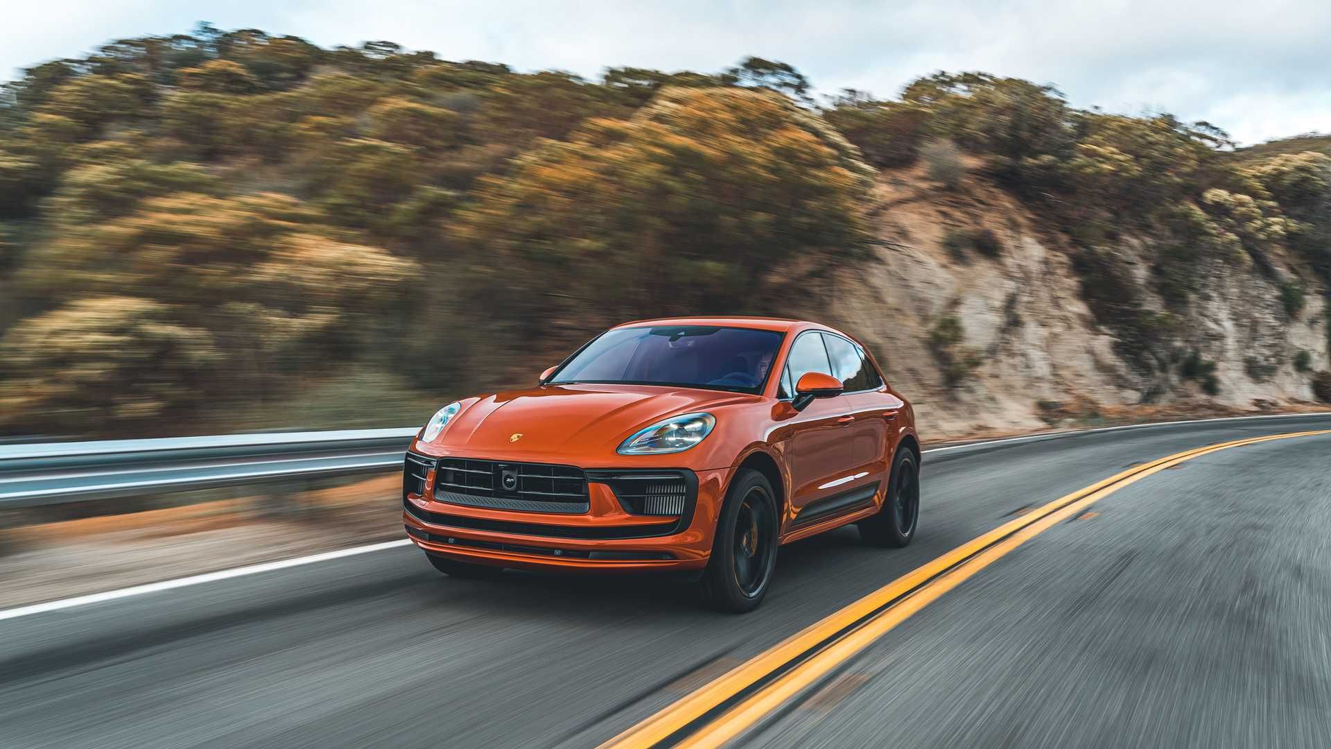 2022 Porsche Macan S
