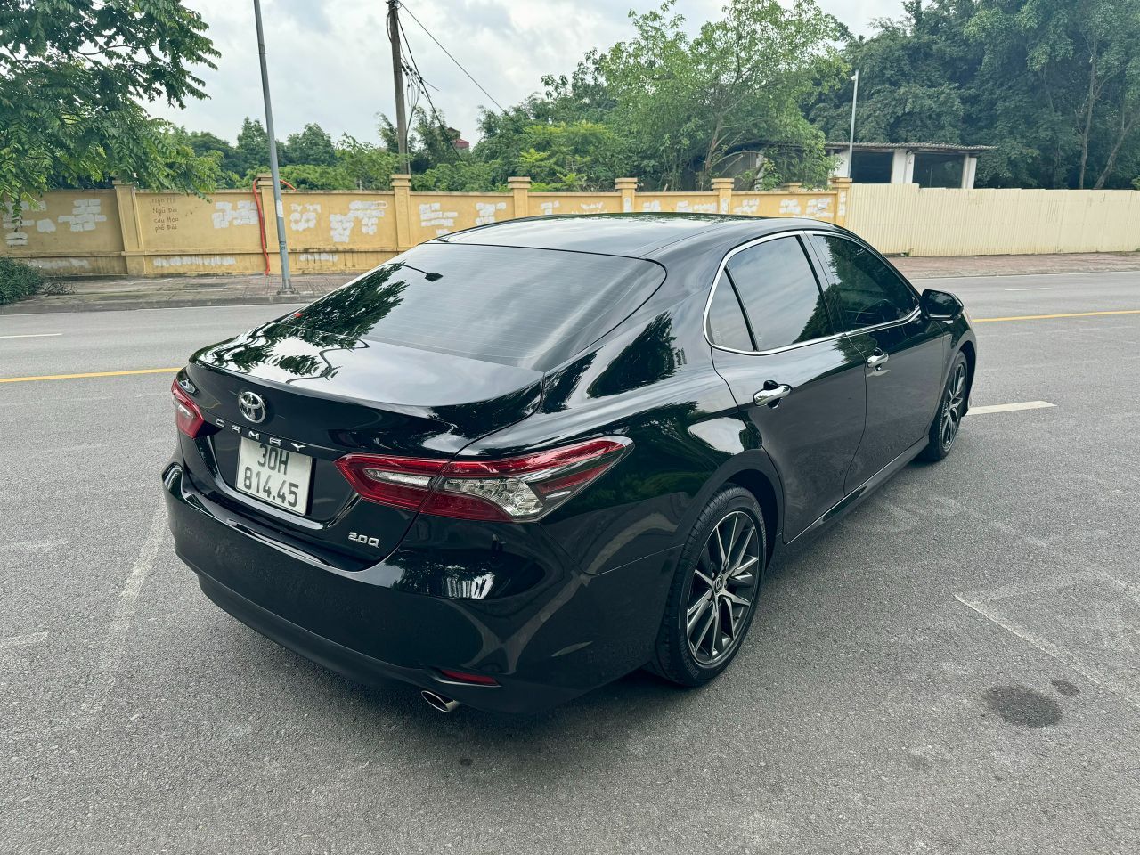 BÁN XE Camry 2.0Q - 2022