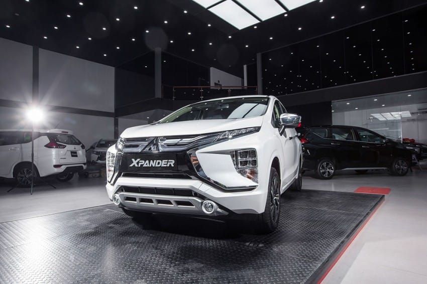 Mitsubishi Xpander: Các phiên bản, giá bánh hấp dẫn, ưu đãi, trải nghiệm 10/2020