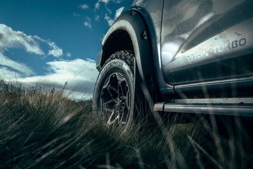  ... và dùng lốp 32 inch