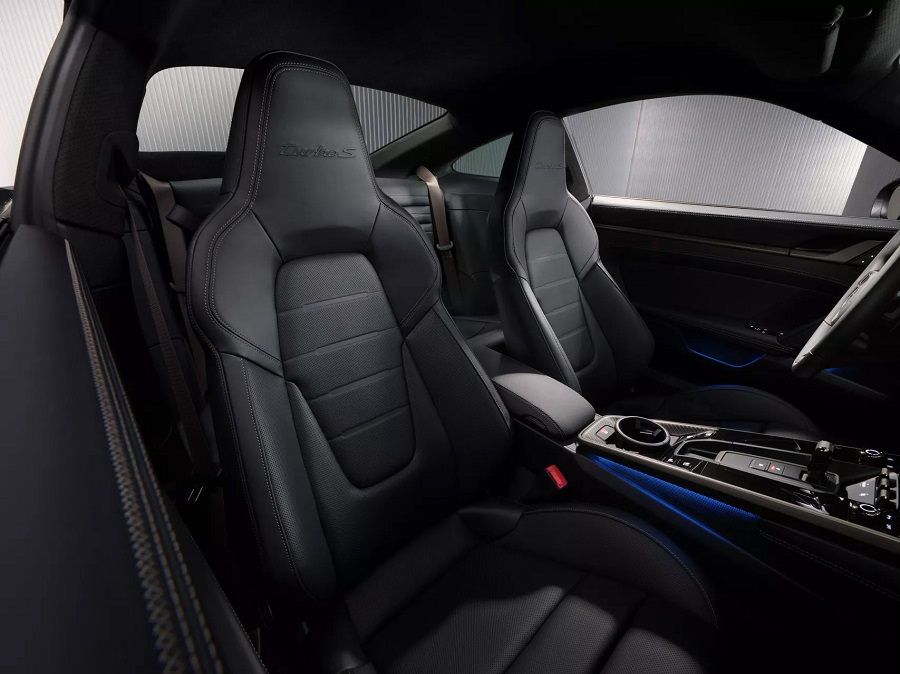 nội thất Porsche 911 Turbo S Hybrid 2026