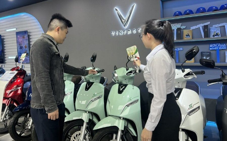 Bảng giá xe máy điện VinFast tháng 5/2023