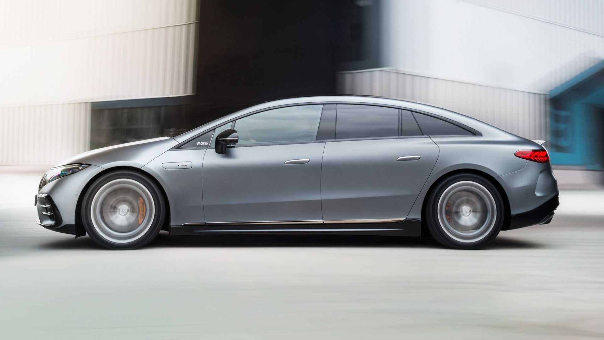 Hông xe AMG EQS 2022