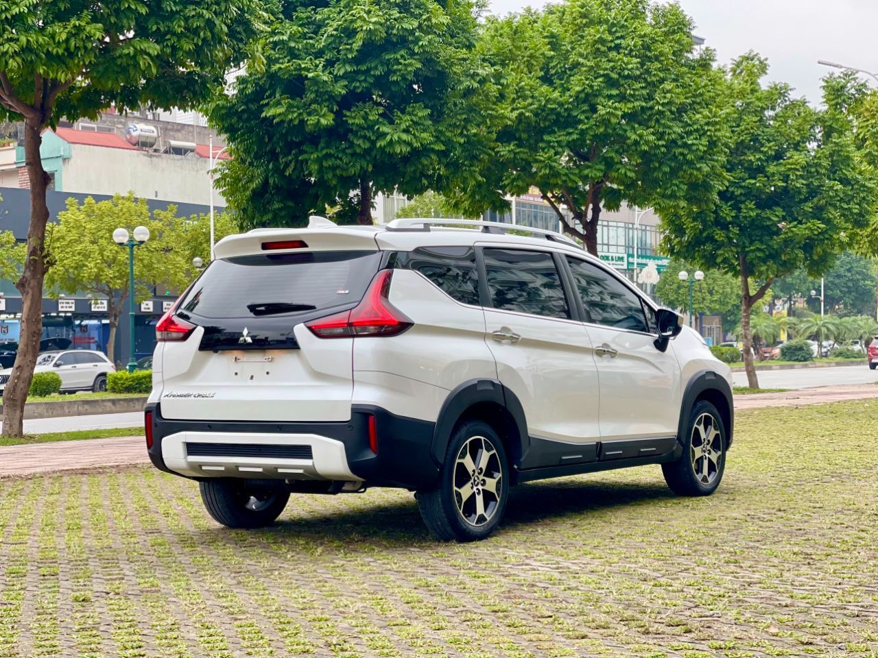 Xpander Cross 1.5AT 2021, đăng kí 2022
