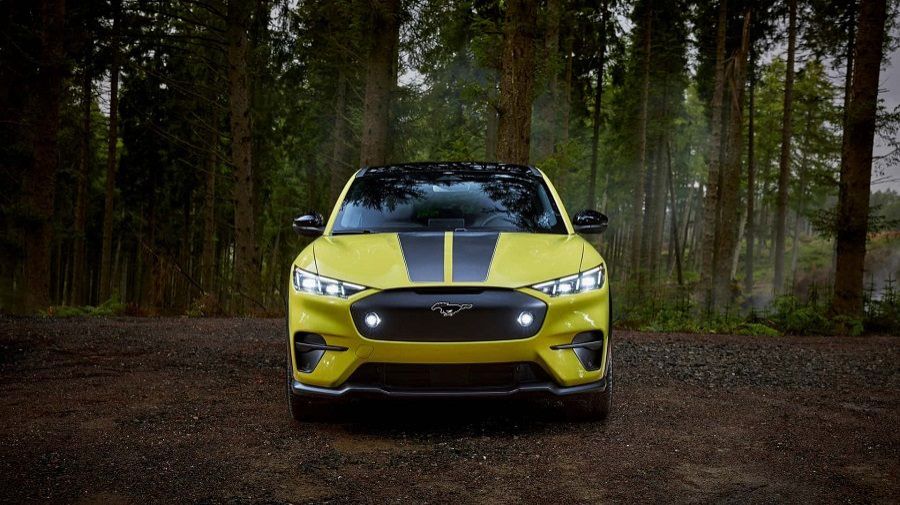 đầu xe Ford Mustang Mach-E Rally