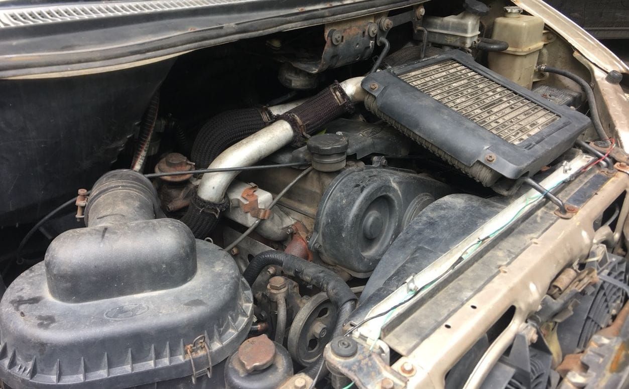 Hyundai Starex 2003 máy dầu 6 chỗ 800kg